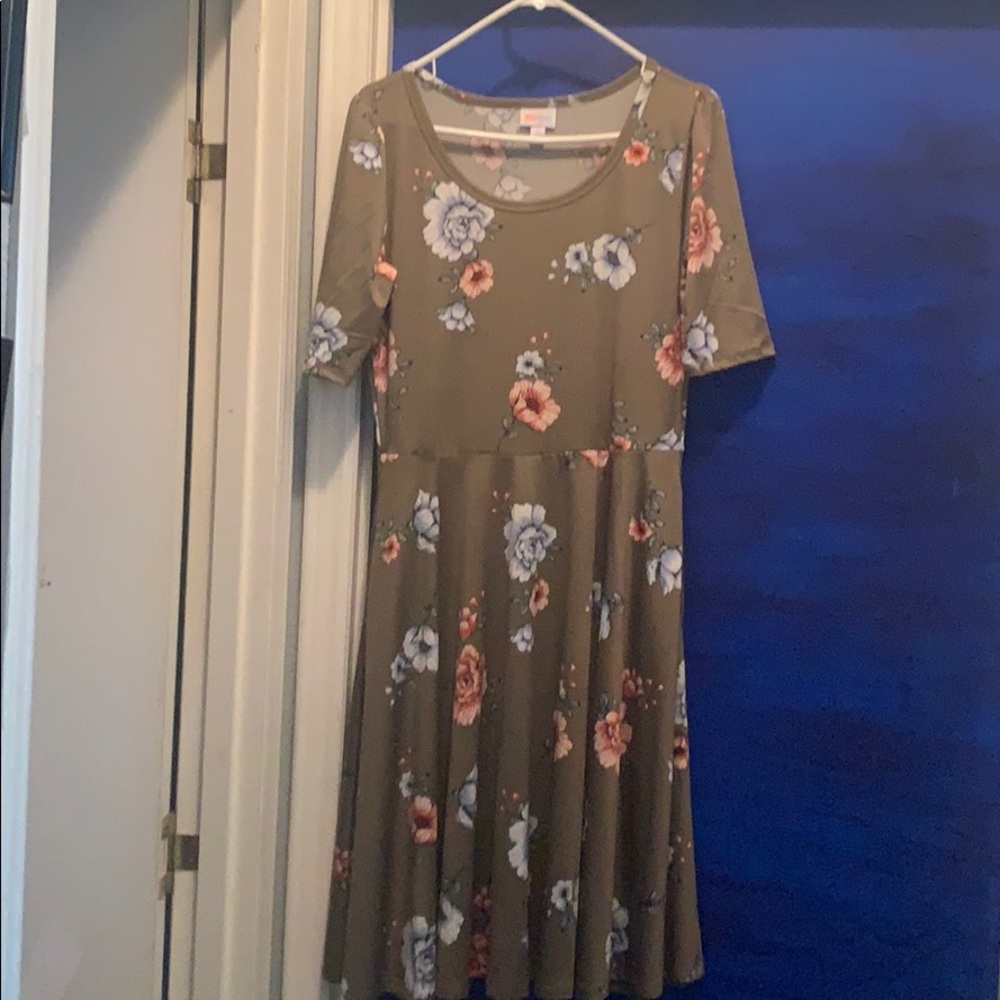 Floral Nicole